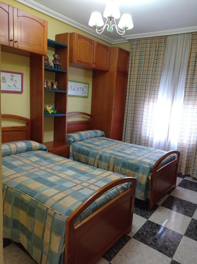 Apartamento Turistico Antigua Universidad 阿尔玛格鲁 外观 照片