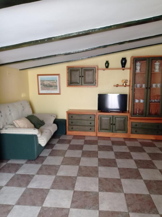 Apartamento Turistico Antigua Universidad 阿尔玛格鲁 外观 照片