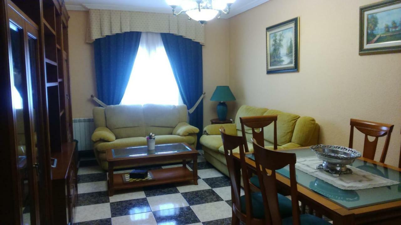 Apartamento Turistico Antigua Universidad 阿尔玛格鲁 外观 照片